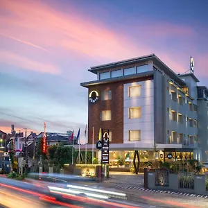 **** Hotel Oshin India